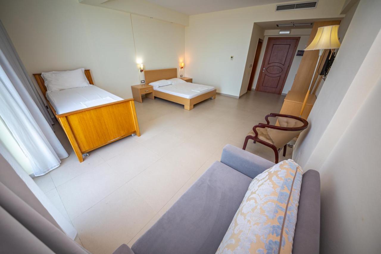 Hotel Borshi Eksteriør billede