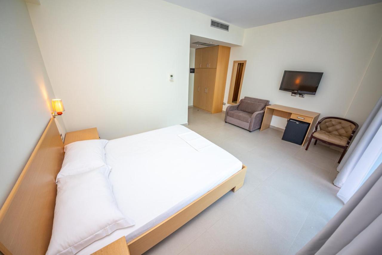 Hotel Borshi Eksteriør billede